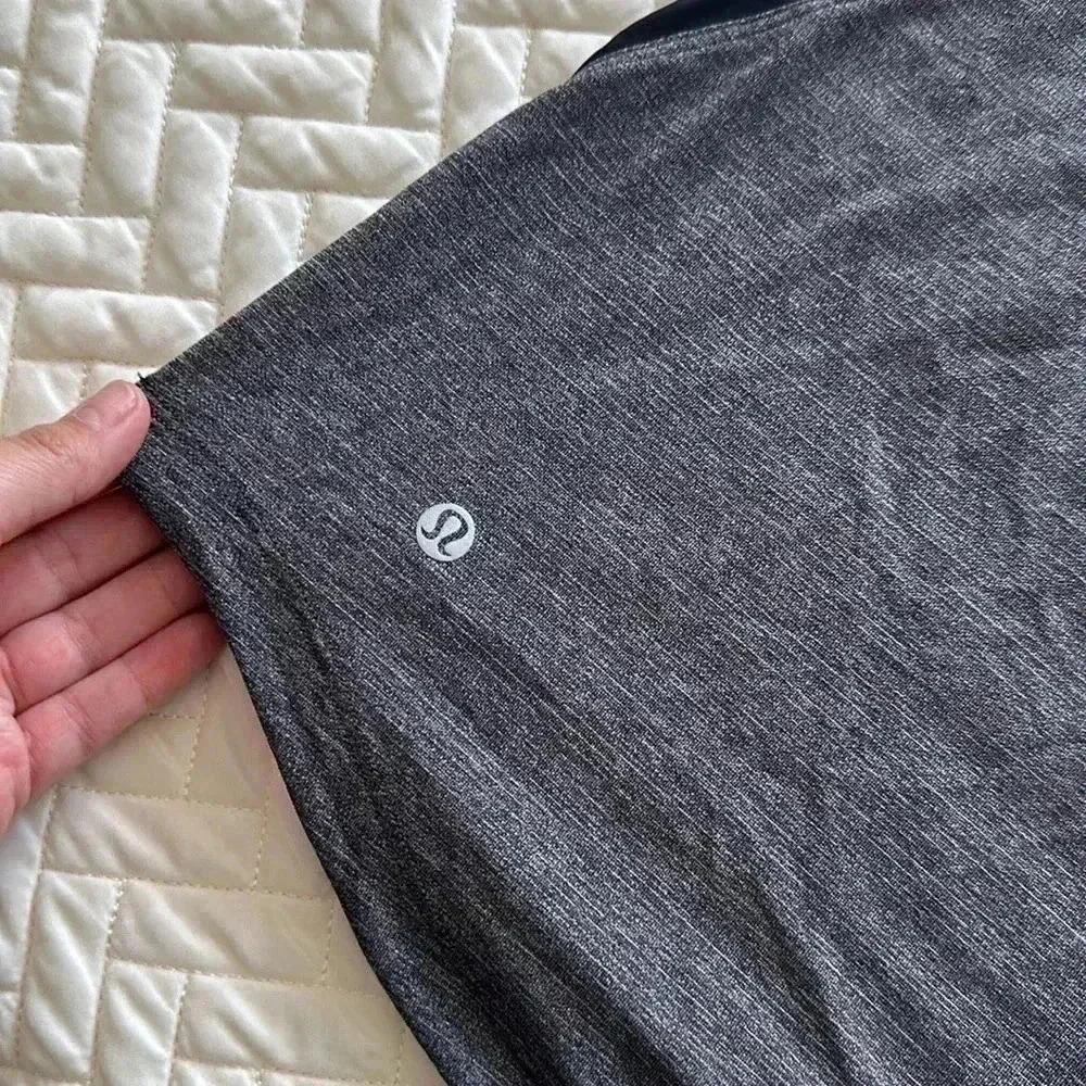 Lululemon - Picture 4 of 4